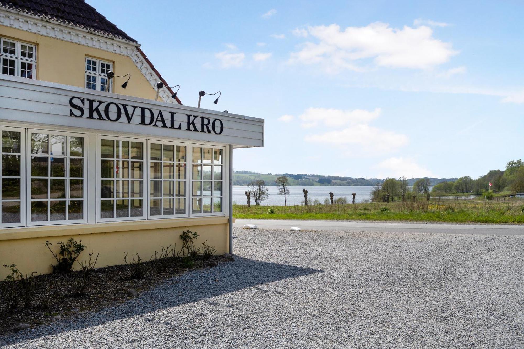 Skovdal Kro Jelling Экстерьер фото